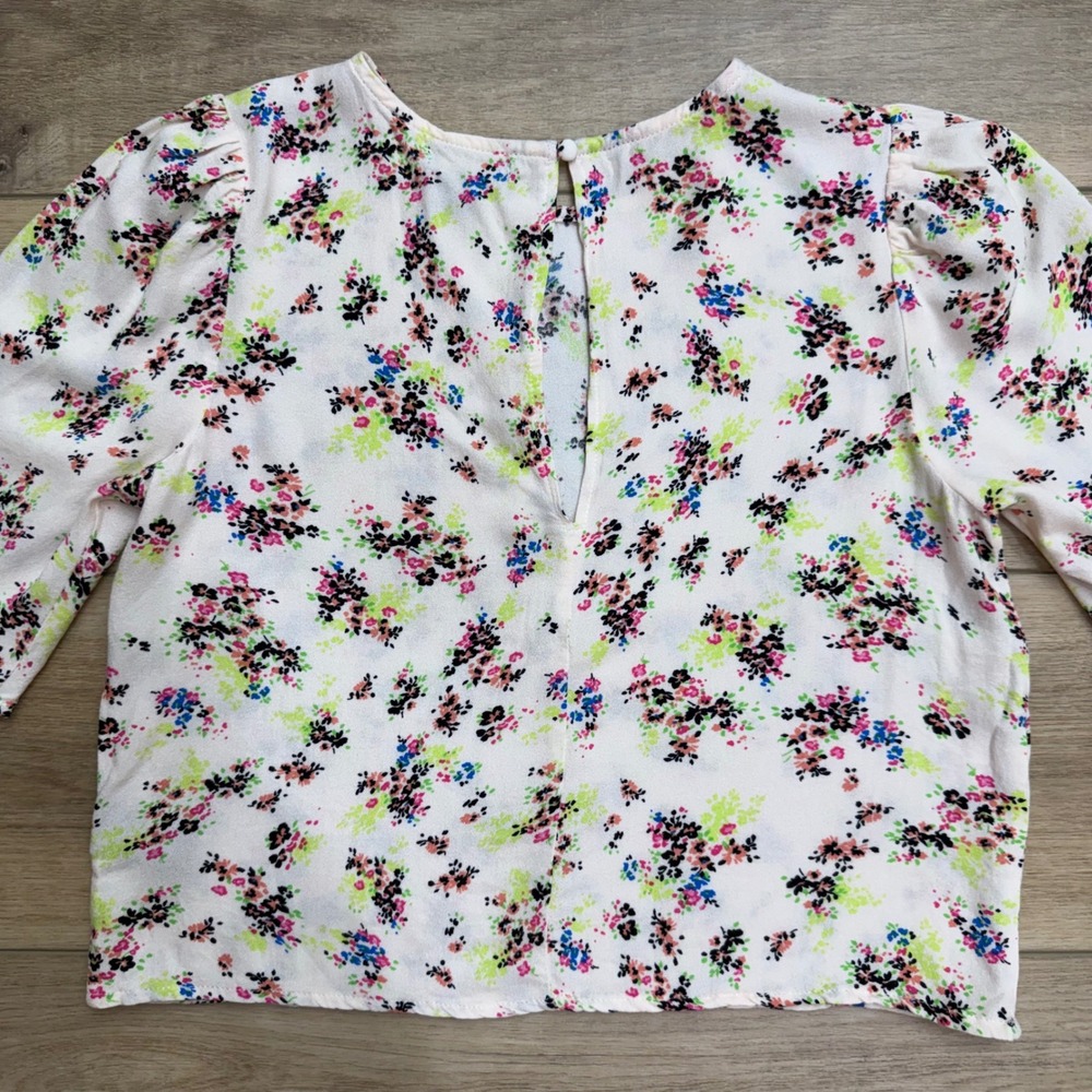 Revolve AFRM Floral Blouse Soft Girl Cali Summer Mina Rayon Crop Top Small - Picture 9 of 10